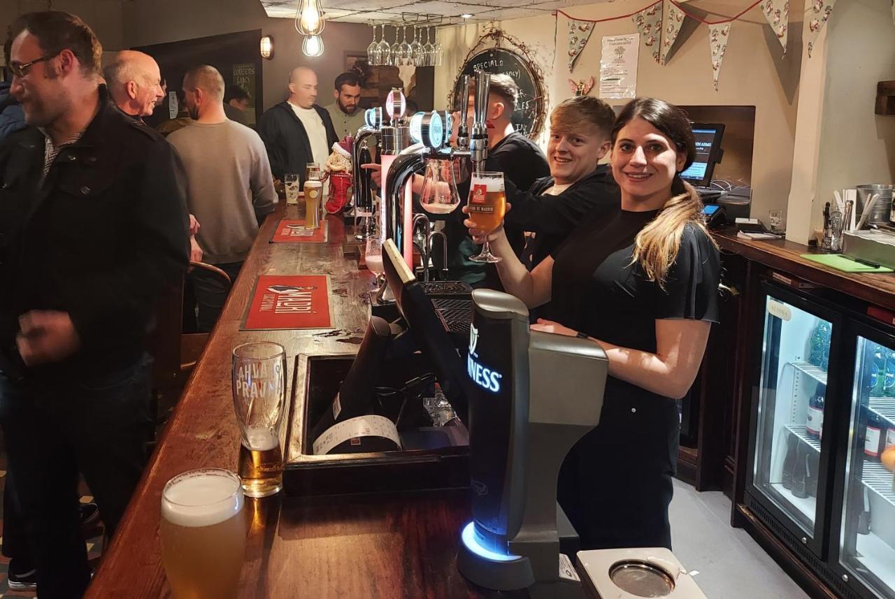 Hotel Trawden Arms Community Owned Pub Winewall Exteriér fotografie