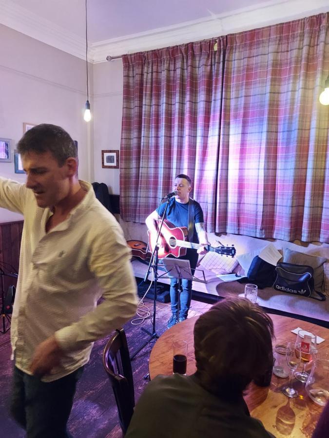 Hotel Trawden Arms Community Owned Pub Winewall Exteriér fotografie