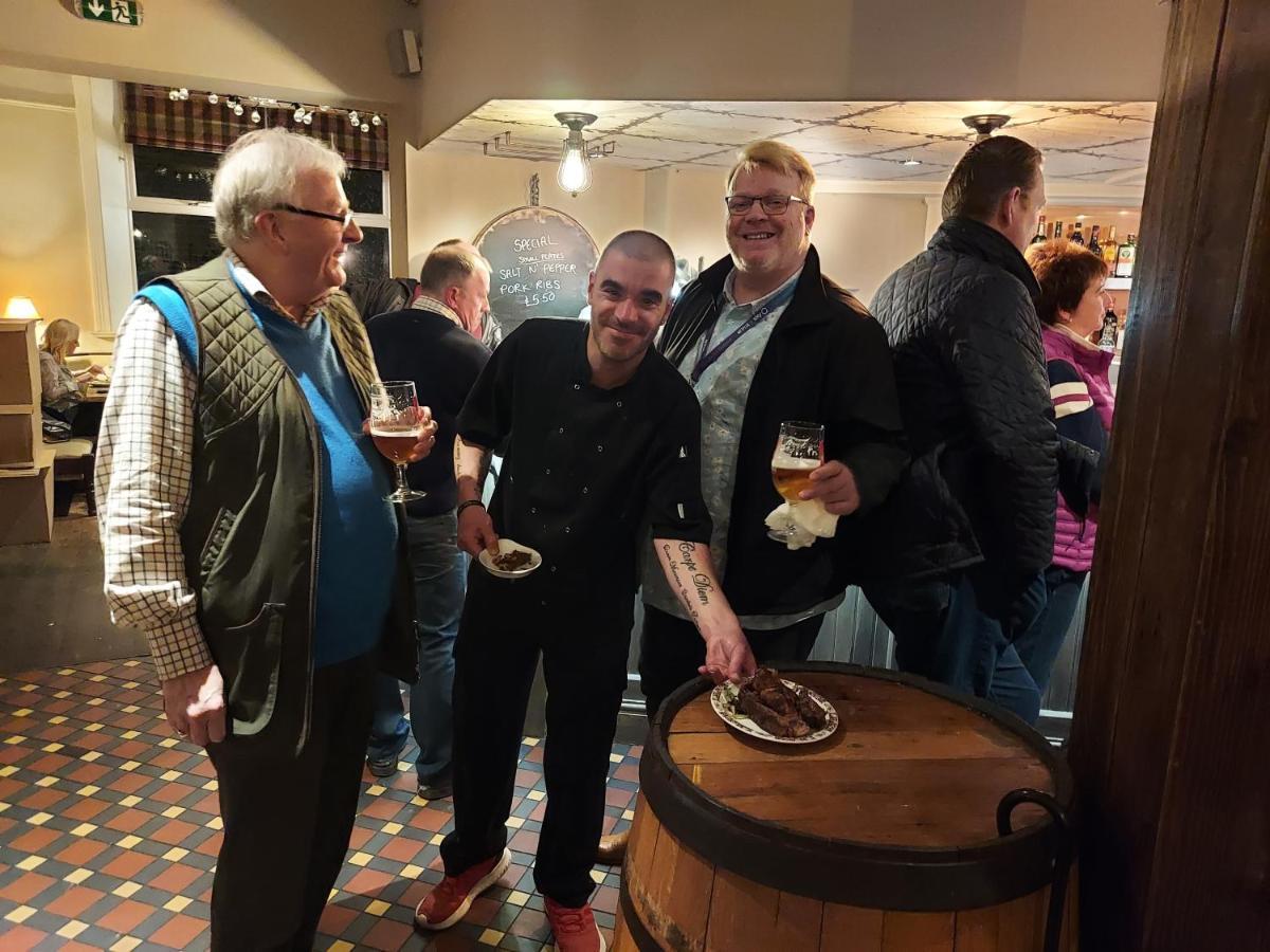 Hotel Trawden Arms Community Owned Pub Winewall Exteriér fotografie