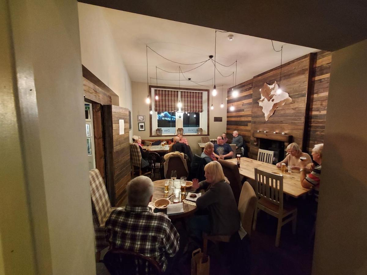 Hotel Trawden Arms Community Owned Pub Winewall Exteriér fotografie