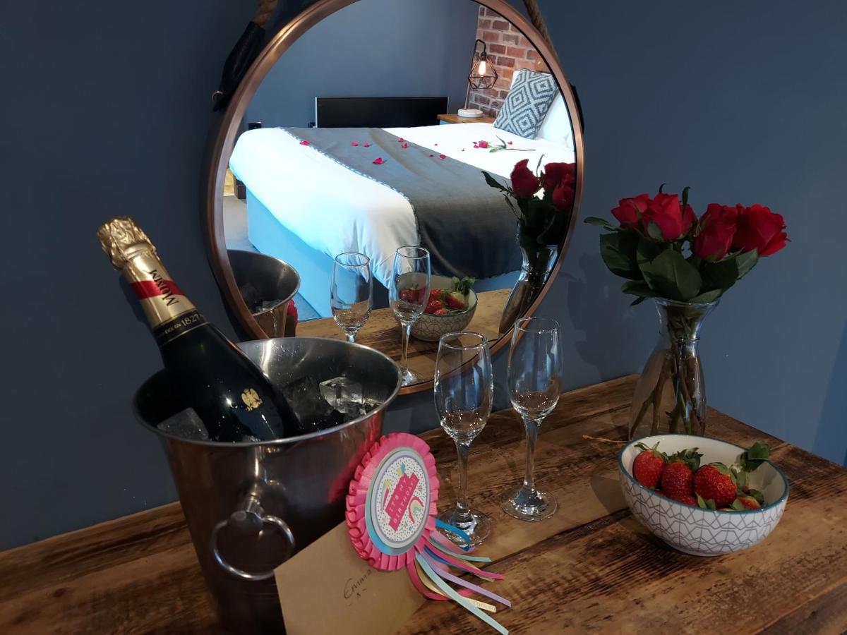 Hotel Trawden Arms Community Owned Pub Winewall Exteriér fotografie