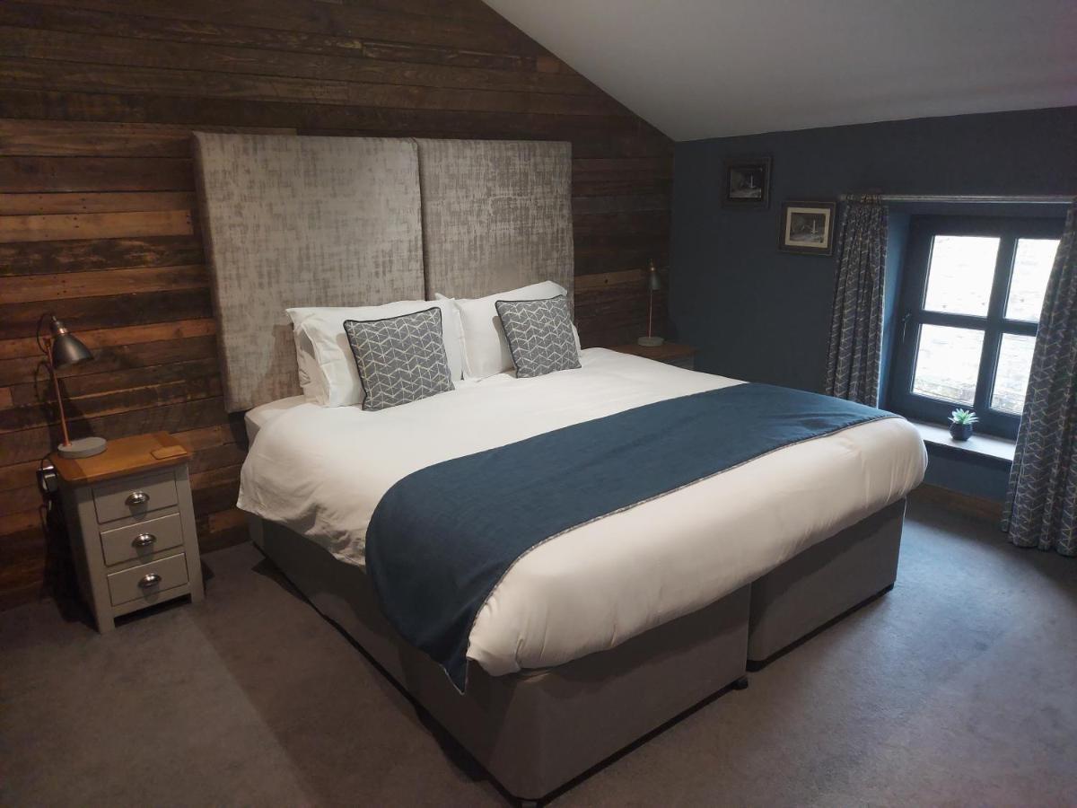 Hotel Trawden Arms Community Owned Pub Winewall Exteriér fotografie